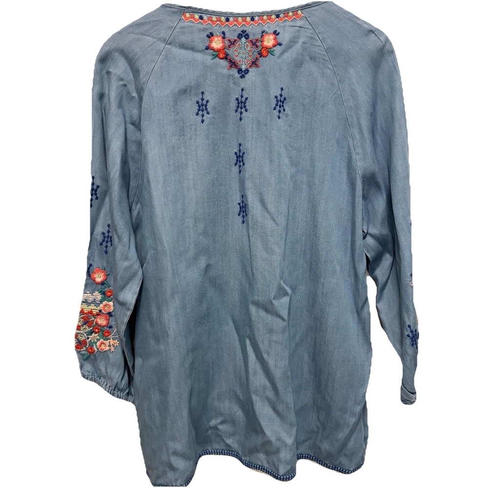 Tru Luxe Jeans Women  Embroidered Tencel Floral Blouse Sz L - Picture 7 of 8